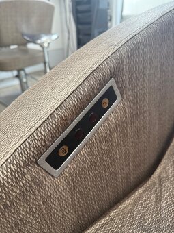 Elegantní mycí masážní box Maletti - 3