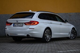 BMW Rad 5 Touring 530d xDrive A/T - 3