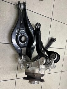 BMW G20 G21 320 xdrive rameno těhlice ložisko zadní náprava - 3