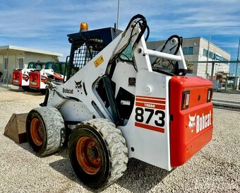 SMYKOVÝ NAKLADAČ BOBCAT 873 - 3