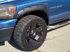 Dodge Ram 1500 3 generace - 3