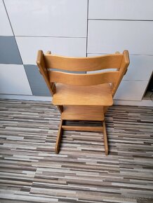 Rostoucí židle - světlé dřevo s opěrkami - 3