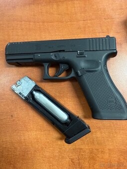 GLOCK pistole na CO2 - 3