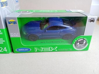 Ford Mustang, Police Interceptor- Welly 1:24, 1:34-39, nové - 3
