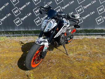 KTM 890 Duke R 2022 - 3