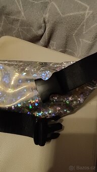 Stříbrná ledvinka s holografickým vzorem - 3