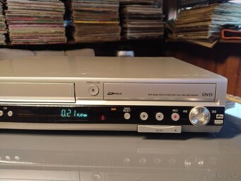 Panasonic DMR-ES35V VHS DVD rekordér / DV vstup - 3