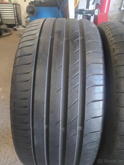 2xletní pneu 245/40/18.Nexen. - 3
