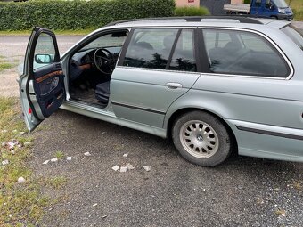 BMW 525 TDS - 3