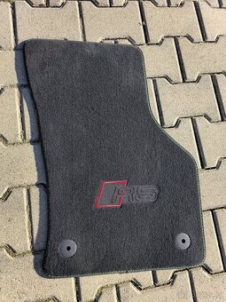 Originální koberce Audi RS3 8Y zelené obšití - 3