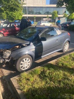 Opel Tigra B cabrio 1,8i - 3
