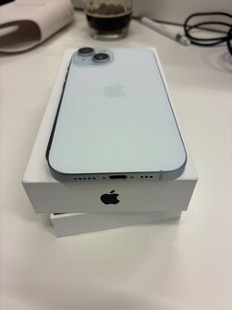Apple iPhone 15, 256GB modrá zánovní - 3