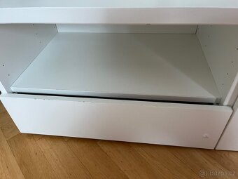 Sestava pod televizi IKEA Besta. - 3
