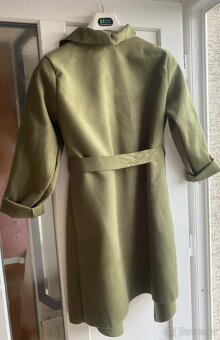 Nový flauš kabátek vel. 44 a více - 3