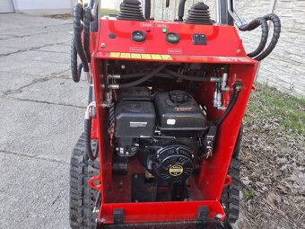 Pásový nakladač Zethos 320T 830kg - 3