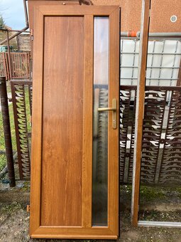 Venkovní dveře včetně rámu - 3