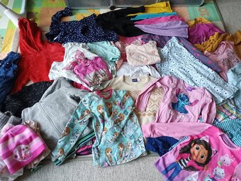 Dívčí oblečení vel. 104 - 3