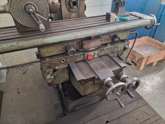 Univerzální frézka FA 3A U - 3