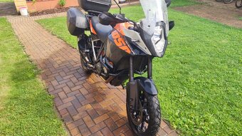 KTM 1050 Adventure - 3