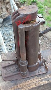 Dodge,GMC,Jeep,Studebaker - 3