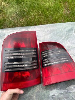 Škoda Octavia 1 Zadní světla - 3
