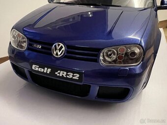 1:12 Volkswagen GOLF IV R32 - OttOmobile Limited Edition - 3