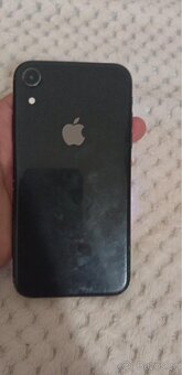 iPhone xr - 3