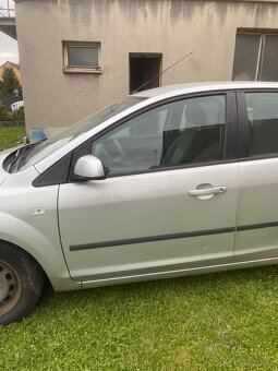 Ford focus mk2 1.6i ne - 3