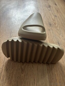 Yeezy Slide 41 - 3