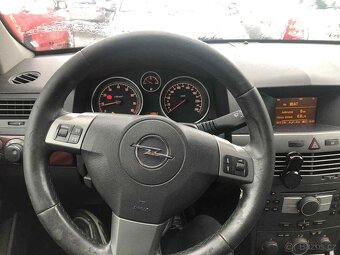 Opel Astra H - 3