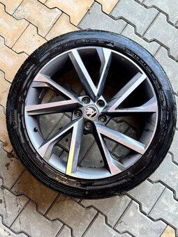 VEGA r20 originál kola Škoda - 3