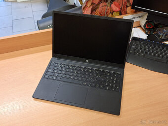 HP 15-FD745nc - 4x3.40GHz, 4GB DDR4, 128GB, bat 5-6h - 3