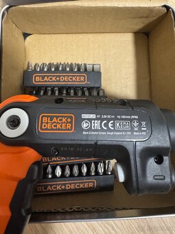 Akumulátorový šroubovák Black & Decker - 3