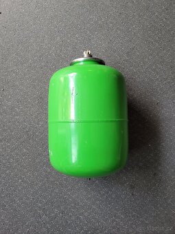 Expanzní nádoba 8 L - 3