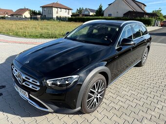 E 220d 4-MATIC ALLTERRAIN,2022,FACELIFT,CZ,DPH,EXTRA STAV - 3
