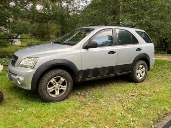 Kia Sorento 2.5 CRDi, 4x4, nová STK - 3