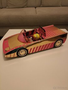 LOL Surprise auto s bazénem a tanečním parketem - 3
