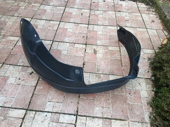 Levý přední podběh ŠKODA OCTAVIA 1 - 3