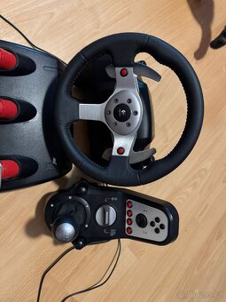Logitech G25 - 3