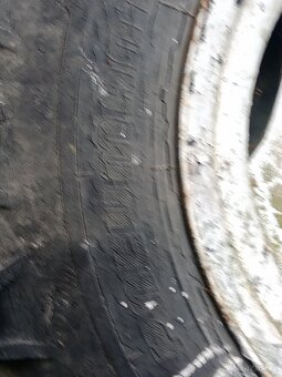 Prodám kompletní kolo 12,5-20 - 3