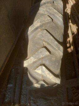 Prodám  pneu 6,5-16 6 pr - 3