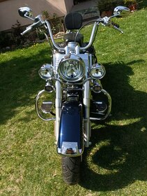 Harley Davidson FLSTC Heritage Softail - 3