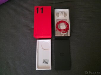 Telefon OnePlus 11 256GB - 3