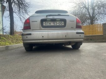 Honda Civic 1.5 EKO hatch - 3