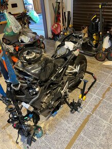 Honda CB125R - 3