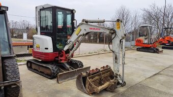 Bagr Takeuchi TB23 + vrták + kladivo + 4 lyžice. - 3