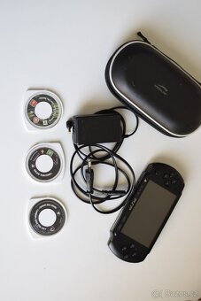 PSP E1004 - 3