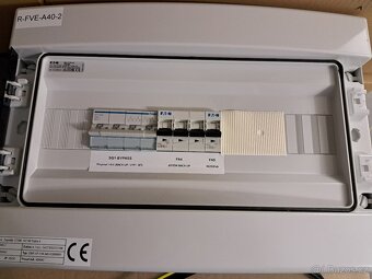Rozvaděč EATON IKA-1-18-ST - osazený - na zeď - IP65 - 3