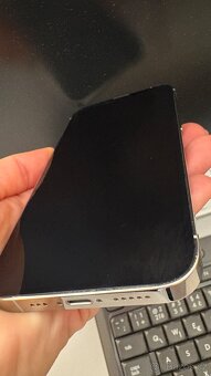 iPhone 13 pro Silver 128 GB-funkční , super stav - 3