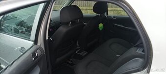Škoda fabia 1.4 - 3